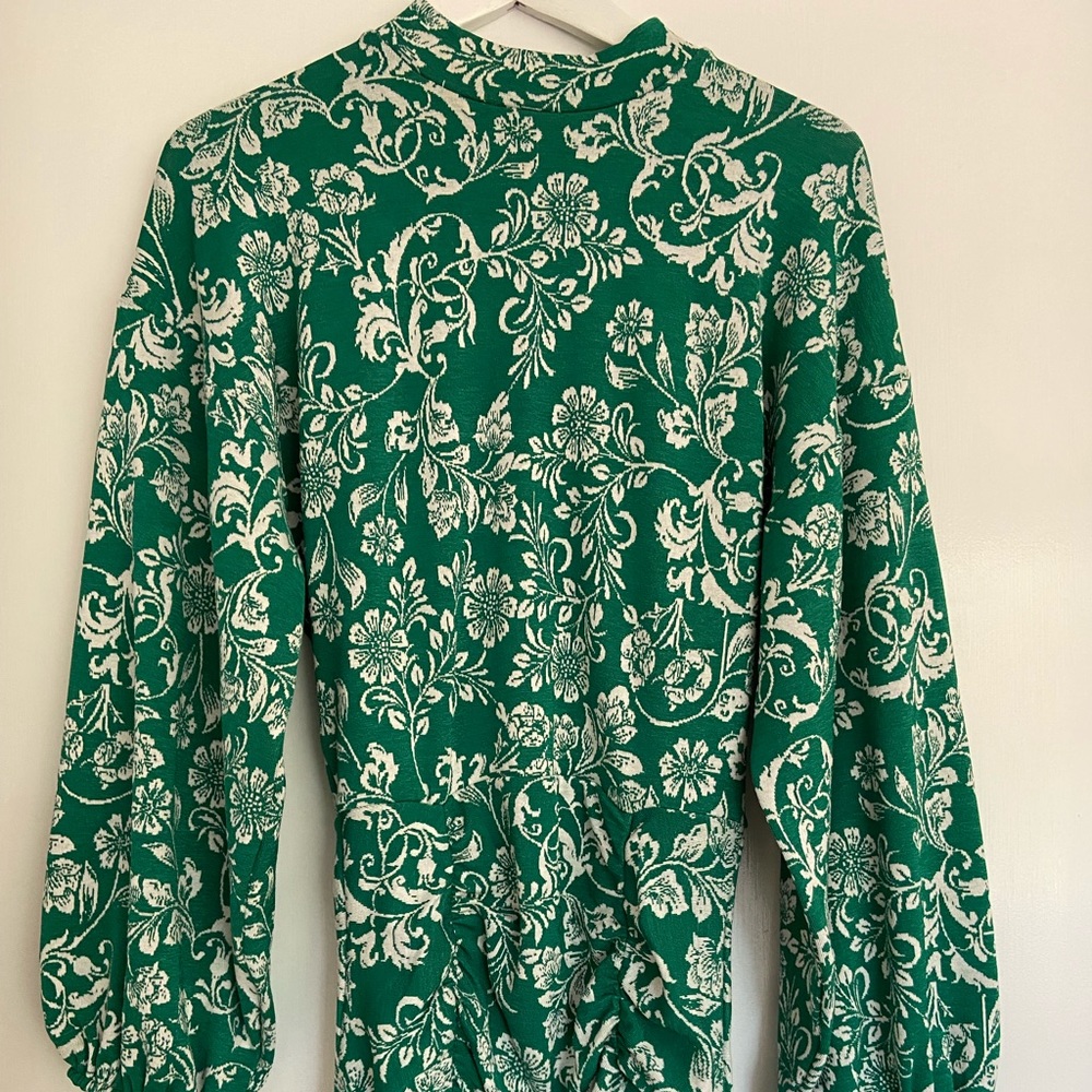 Green Zara Long-Sleeve Dress